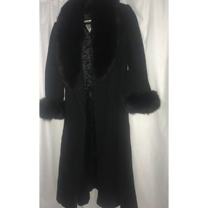 St John Marvin Richards Fox collar & Cuff coat